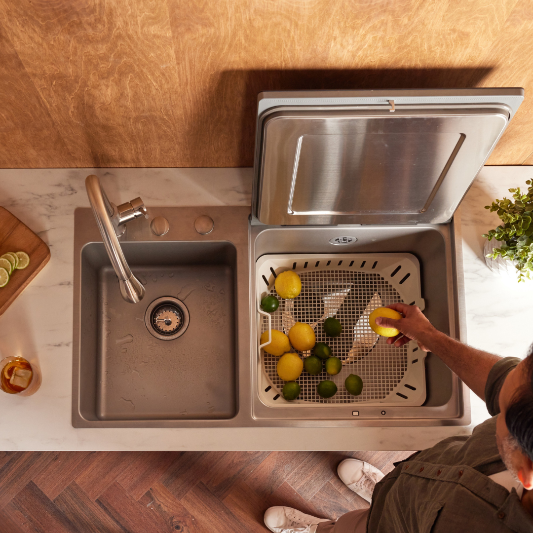 FOTILE VersaWash 3-in-1 in-sink produce cleaner and dishwasher SD2F-P5, lifestyle image