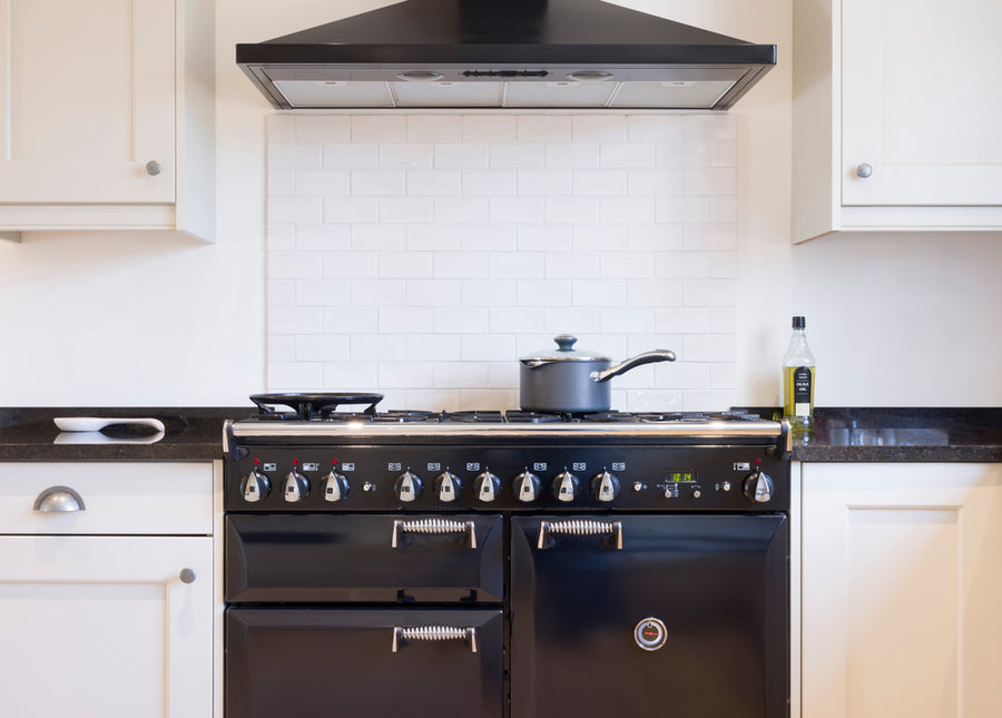 Range Hood vs Exhaust Fan The Better One to Buy.jpg__PID:04c9f297-4c47-43cd-9412-18984dee109d